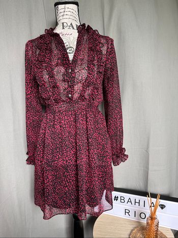 Robe Zara fluide a volants Imprimé - Taille S - parfait état