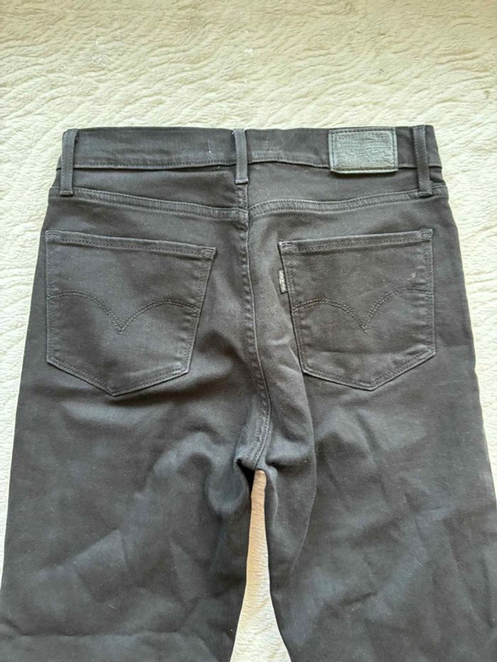 Jean Lévi’s 724 premium high rise straight droit noir W27 36/38 S/M parfaite état - photo numéro 14