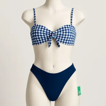 👙 Bikini 2 pièces - Haut vichy & Bas bleu marine (Neuf avec étiquette)