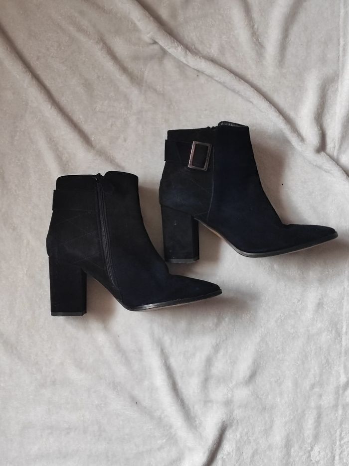 Bottines noires cuirs velour taille 38 - photo numéro 2