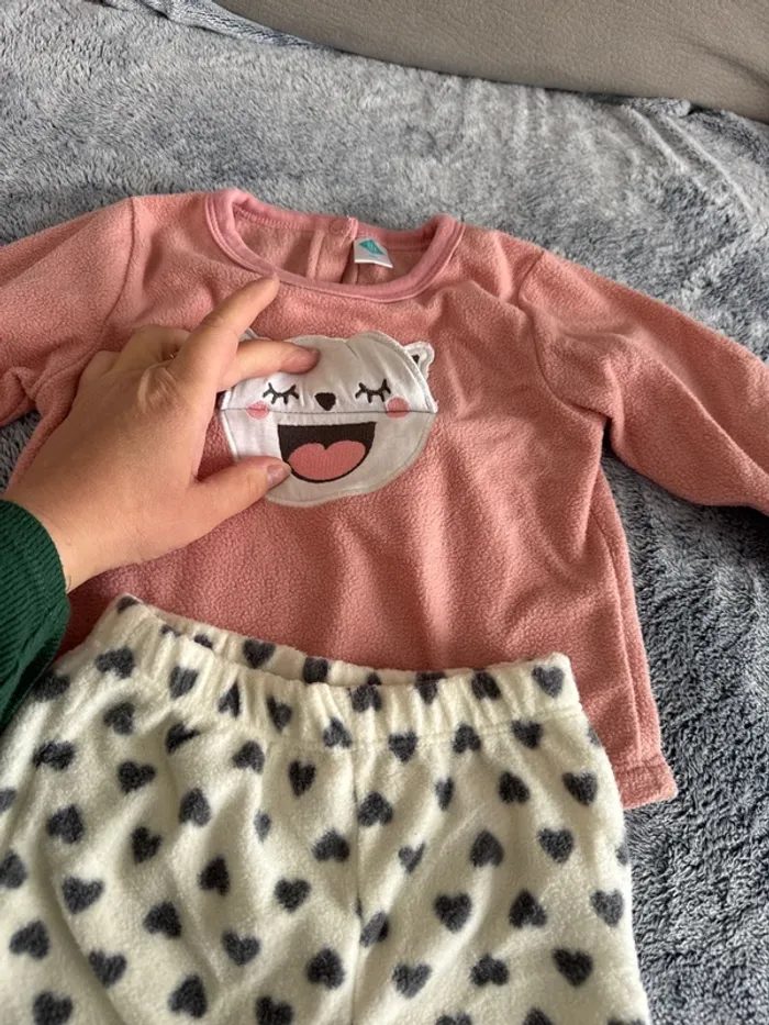 Pijama 2 pièces avec pied - photo numéro 2