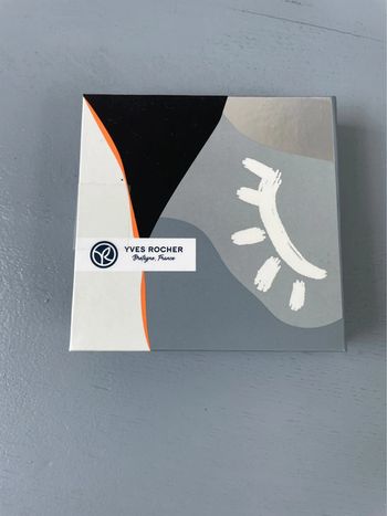 Quatuor fards à paupières Yves Rocher neuf