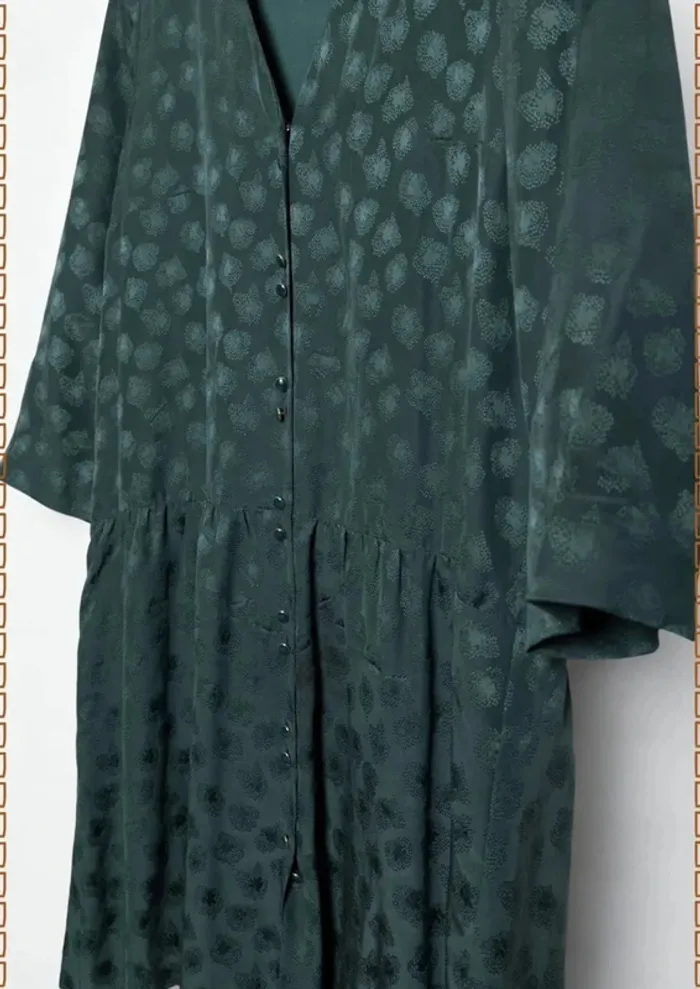 Élégante robe Sézane en soie Taille 36 - photo numéro 4