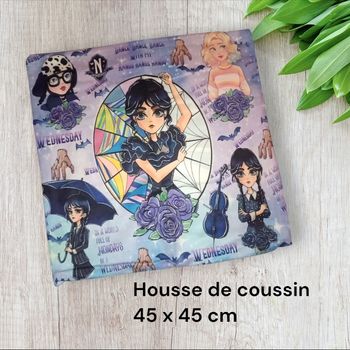 Housse de coussin wenesday mercredi Addams famille Addams