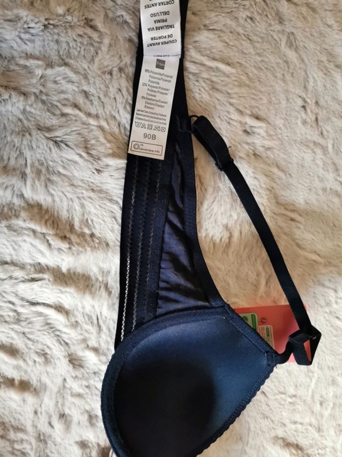 Soutien gorge neuf - photo numéro 4