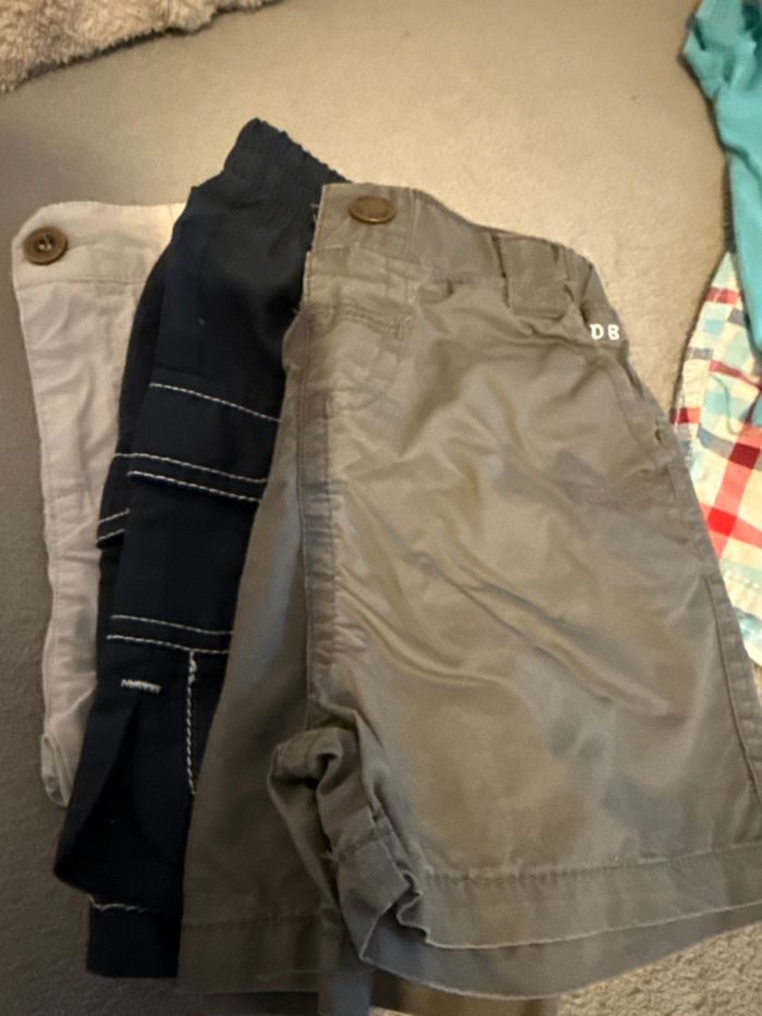 Lot bébé 6 mois - photo numéro 2