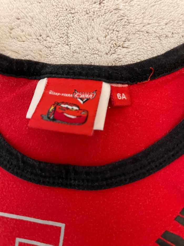 Débardeur rouge - Disney Cars - 6 ans - photo numéro 2