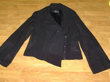 Veste LESLIE MONTE CARLO noire asymétrique laine déco étoile 40 TBE