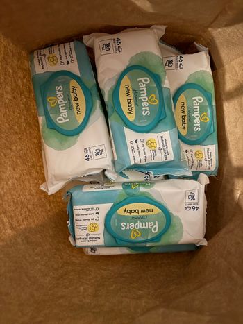 15 paquets de 46 lingettes bébé Pampers harmonie