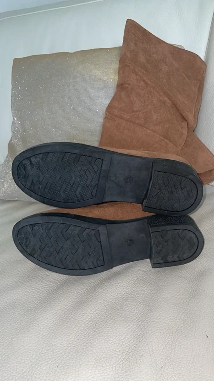 Bottes mi-mollet camel neuves T38 neuves - photo numéro 3