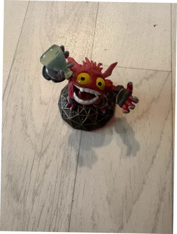 Figurine skylanders punch pop fizz très bon état