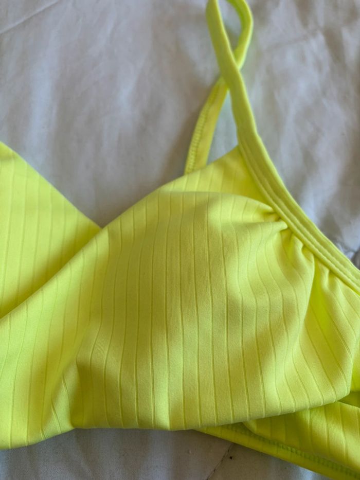 Haut de maillot de bain - bikini jaune fluo croisé penti taille XS/34 neuf - photo numéro 3