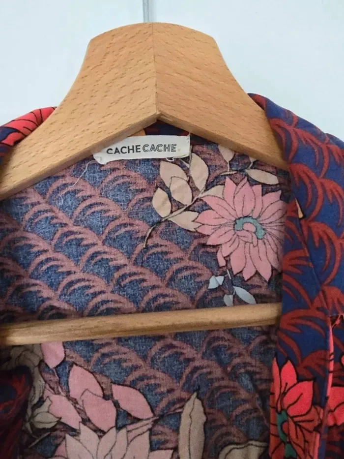 Robe bordeaux fleurie - photo numéro 3