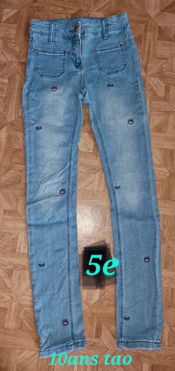 Jean 10ans tape a loeil
