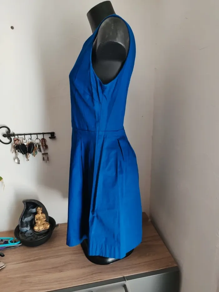 Robe bleu roi camaïeu taille 40 - photo numéro 2