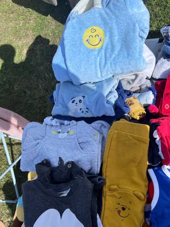 Carton vêtements 3 mois