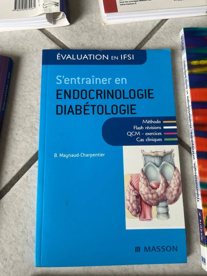 Livres sur la médecine (ISFI) - photo numéro 8