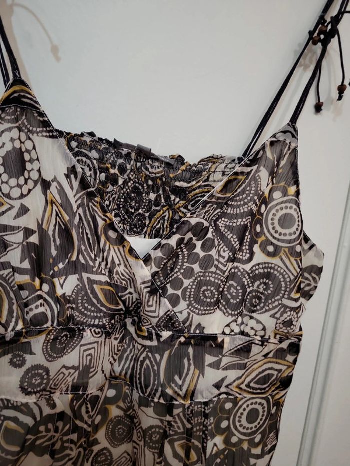 Robe a bretelles ici et maintenant - photo numéro 2
