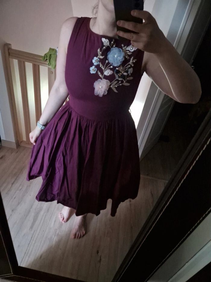 Superbe robe lindy bop prune fushia taille 44