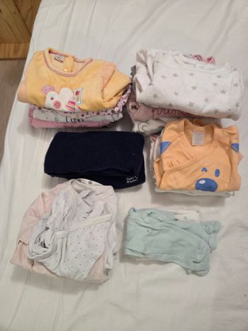 Vêtements 1 mois
