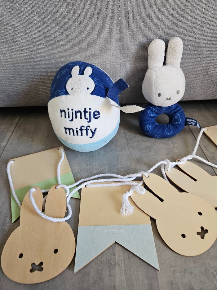Lot miffy nijntje hochets et guirlande en bois - photo numéro 3