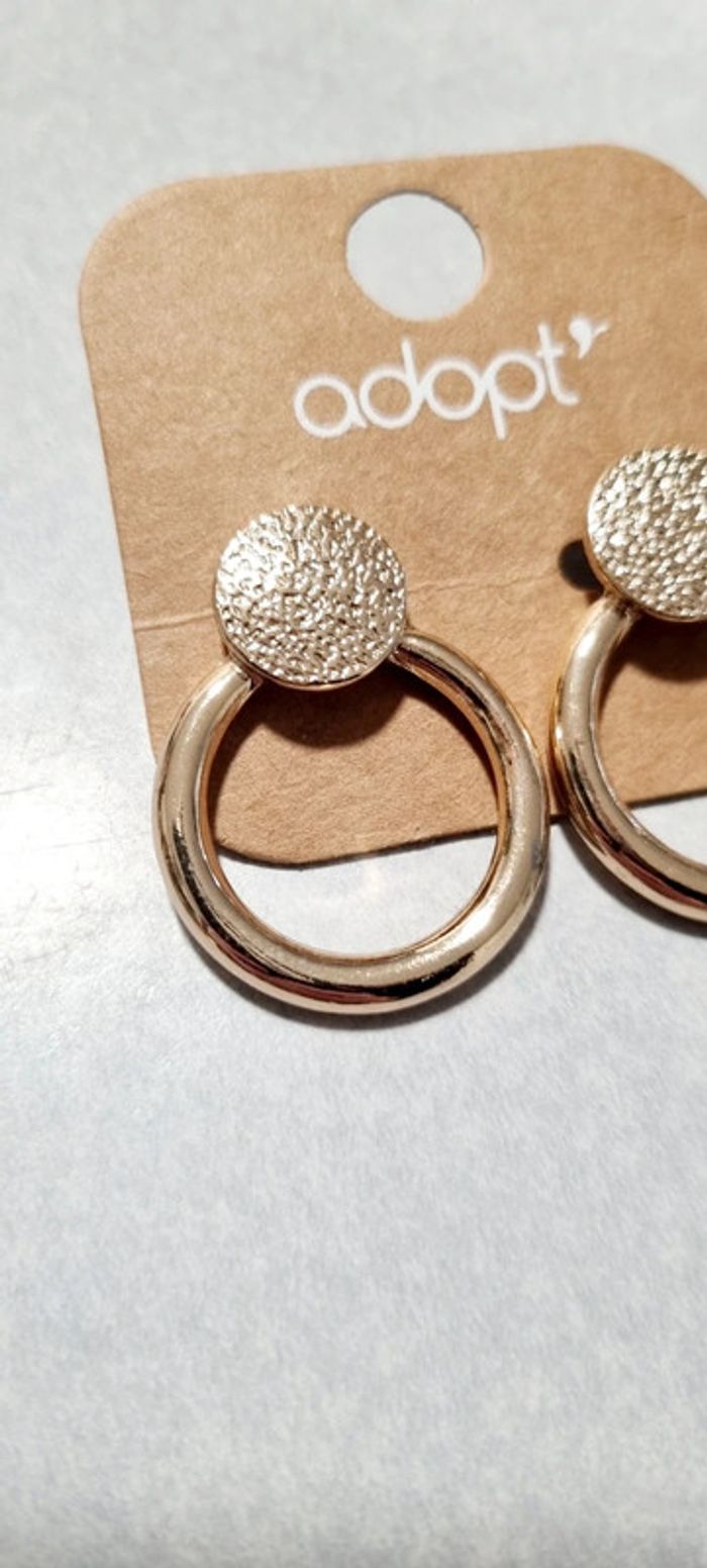 Boucles d'oreilles rondes dorées parfois neuve avec étiquette - photo numéro 2