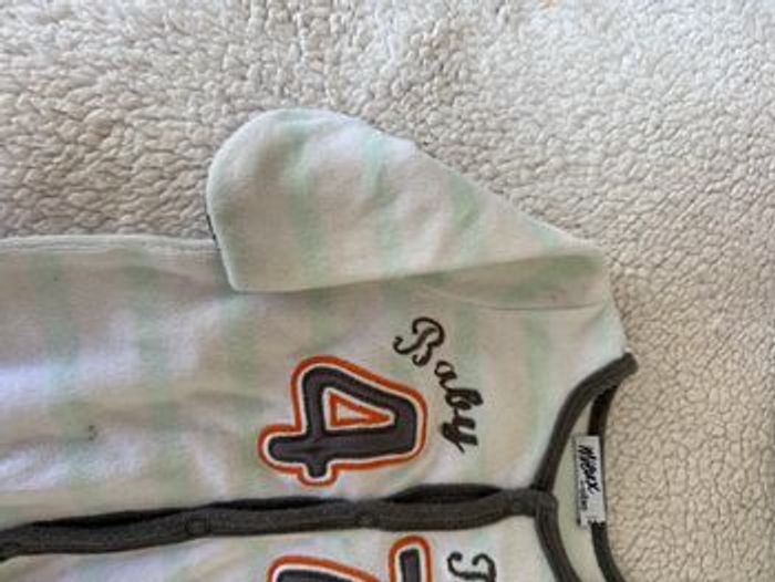 Pyjama 3 mois - photo numéro 2