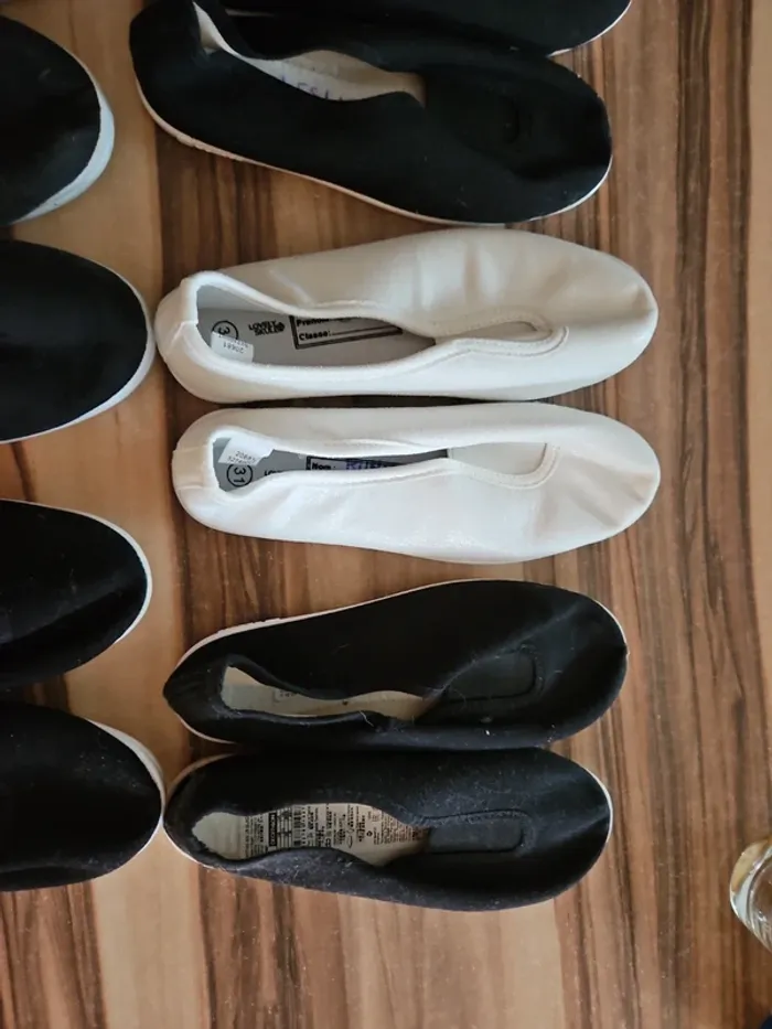 Lot de paires de patins de gym - photo numéro 3