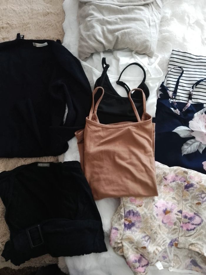 Gros cartons de vêtements femme - photo numéro 4