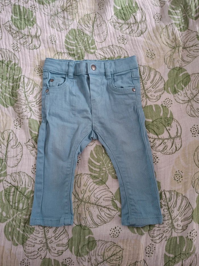 Lot pantalons 6 mois. - photo numéro 5
