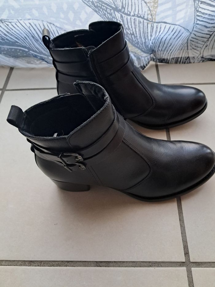 Bottine noire - photo numéro 2