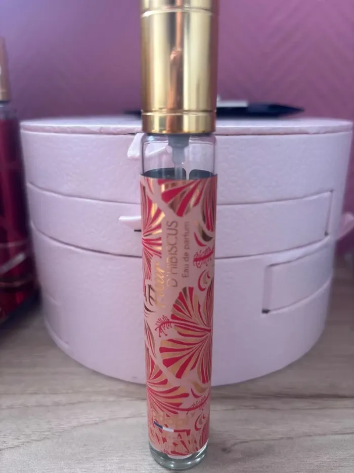 Parfum femme - photo numéro 3