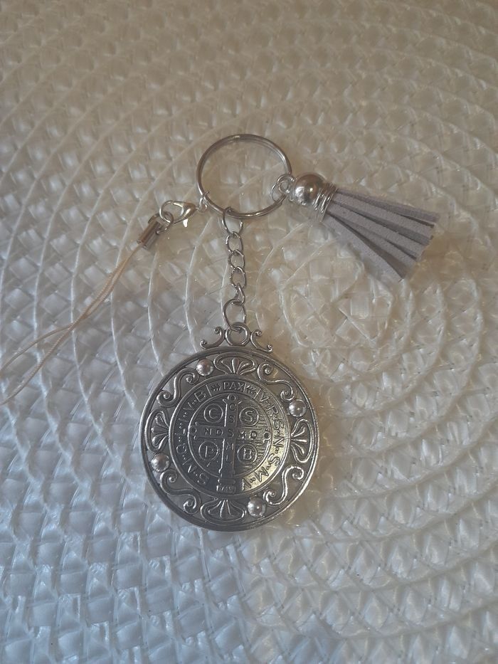 Porte clé saint Benoît - photo numéro 4