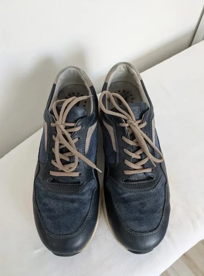 Baskets Mephisto - taille 43 (US 9) - photo numéro 3