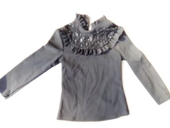 Haut noir en dentelle 6 ans tunique manches longues