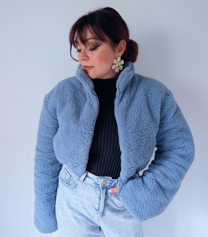 Blouson court cropped teddy doudoune fausse fourrure style sherpa bleu ciel cosy chaud tendance hiver Bershka Taille 40 L 
Très bon état - photo numéro 5