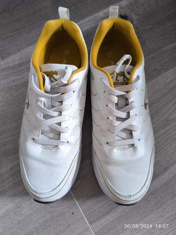 Baskets taille 41 Airness