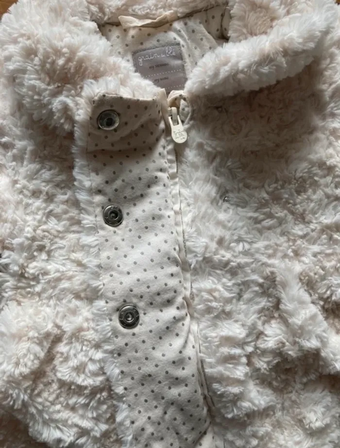 Manteau fausse fourrure - photo numéro 2