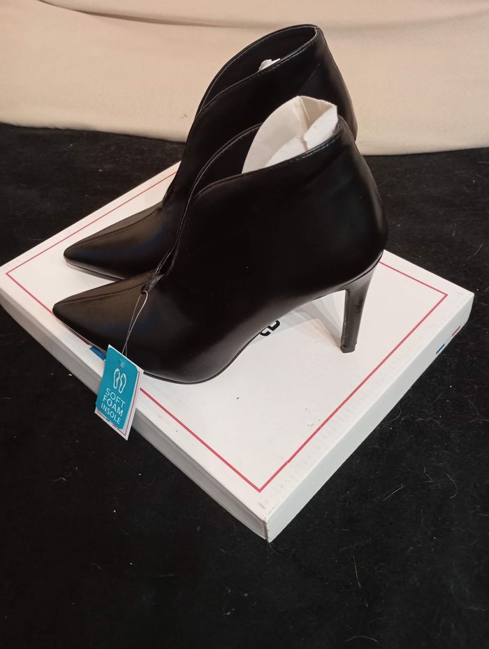 Chaussures à talons - photo numéro 2