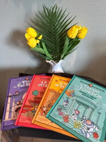 Lot de quatre livres McDo neufs
