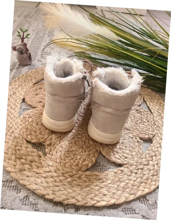 Chaussures taille 28 - photo numéro 3