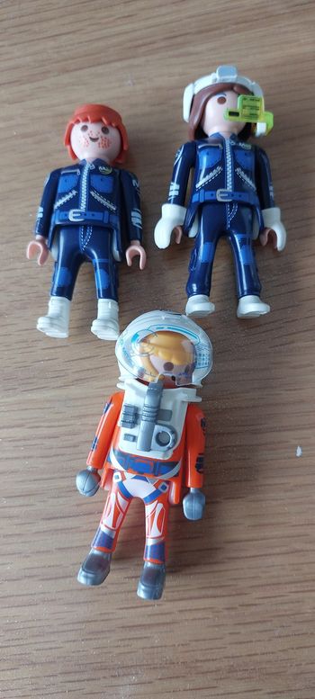 Fusée et plateforme de lancement Playmobil