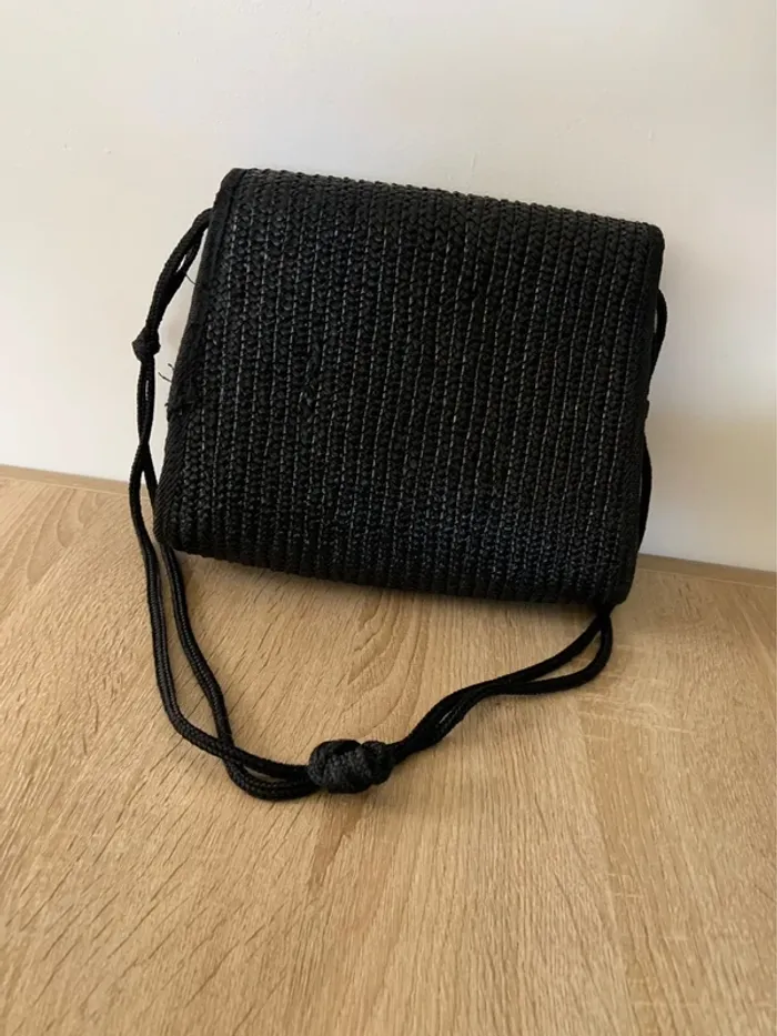 Sac noir - photo numéro 3