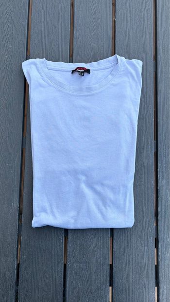 T shirt manches courtes bleu ciel Jennyfer femme taille M