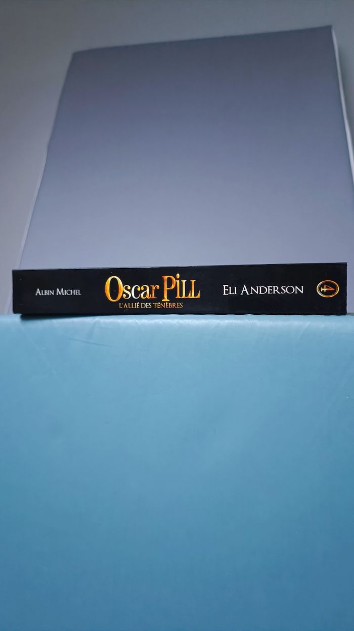 Oscar Pill tome 4 de Eli Anderson - photo numéro 5