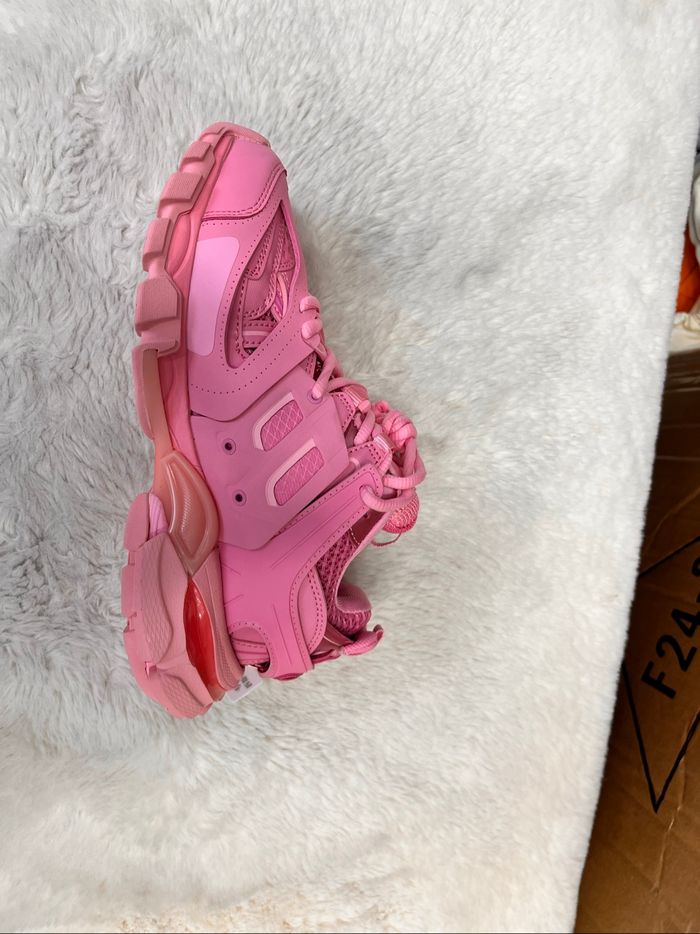 Basket track rose taille 38 - photo numéro 4