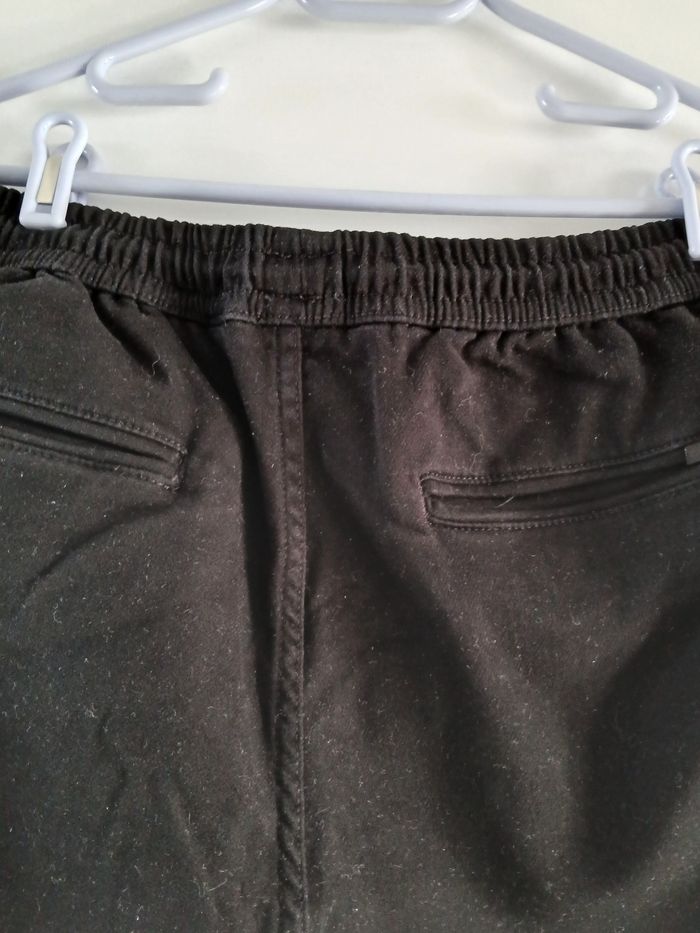 Bermuda Pull & Bear
 M - photo numéro 4