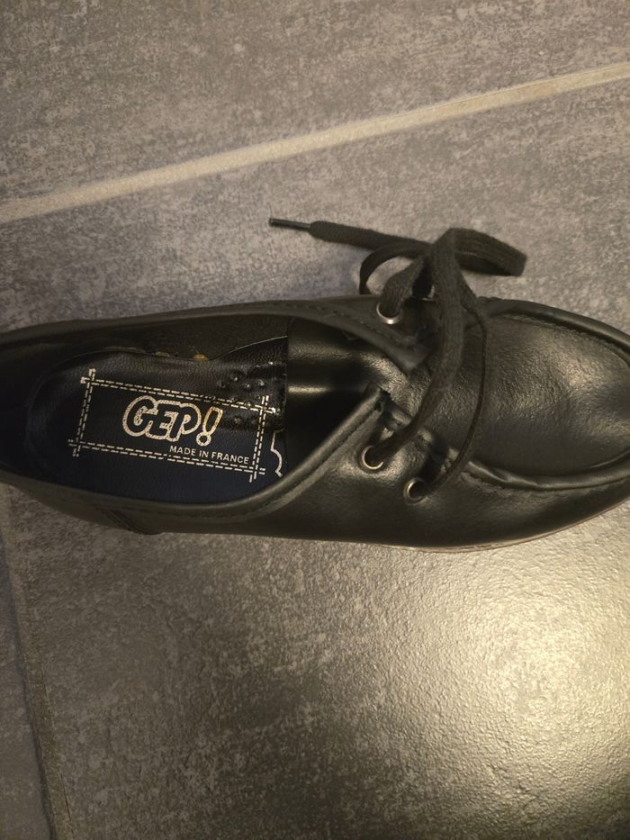 Chaussures garçon T32 - photo numéro 4