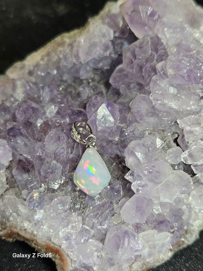 Superbe pendentif en opale welo Éthiopie 🤩