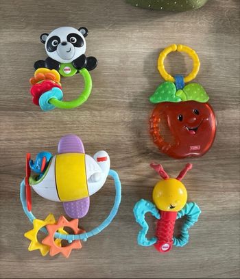 Lot de 4 jouets Fisher Price